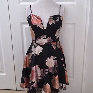 Charlotte Russe Women's Mini Skater Dress    Size L